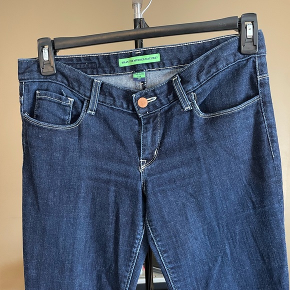 Pray for Mother Nature Jean, W 28 USA - Picture 3 of 7